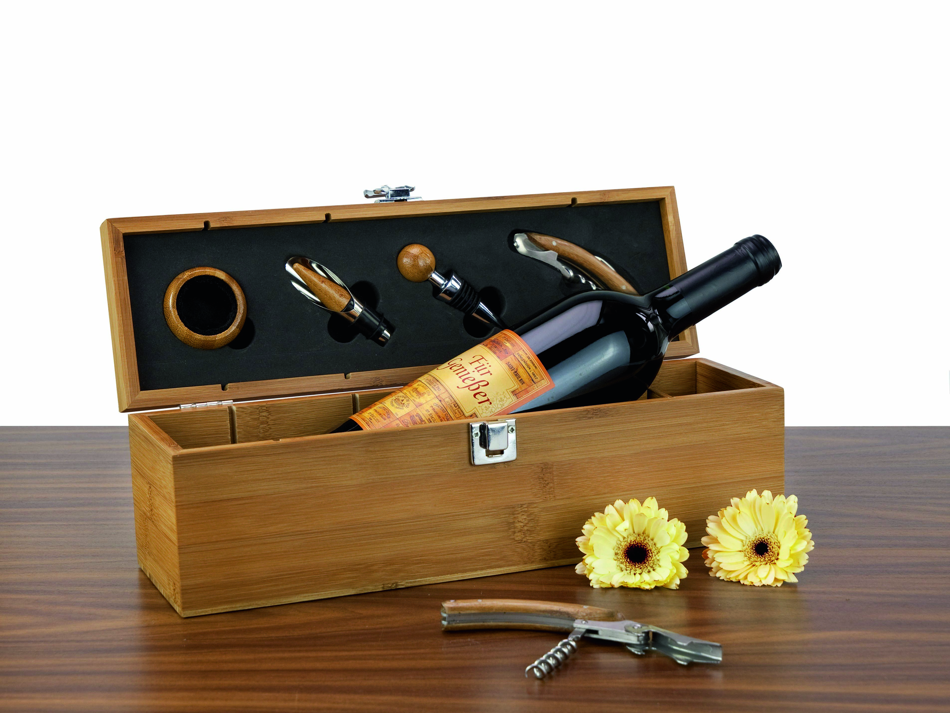 Wein in Bambuskiste